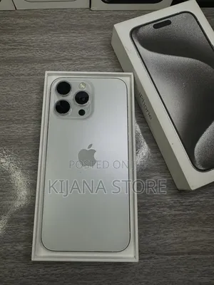 New Apple iPhone 15 Pro Max 256 GB Silver