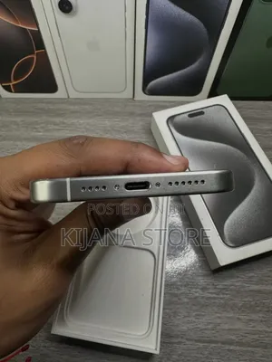 New Apple iPhone 15 Pro Max 256 GB Silver