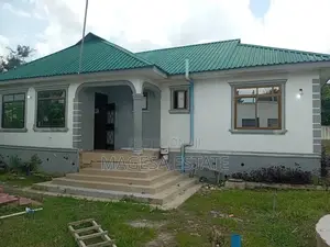 5bdrm House in Magesa Estate, Kinondoni for sale