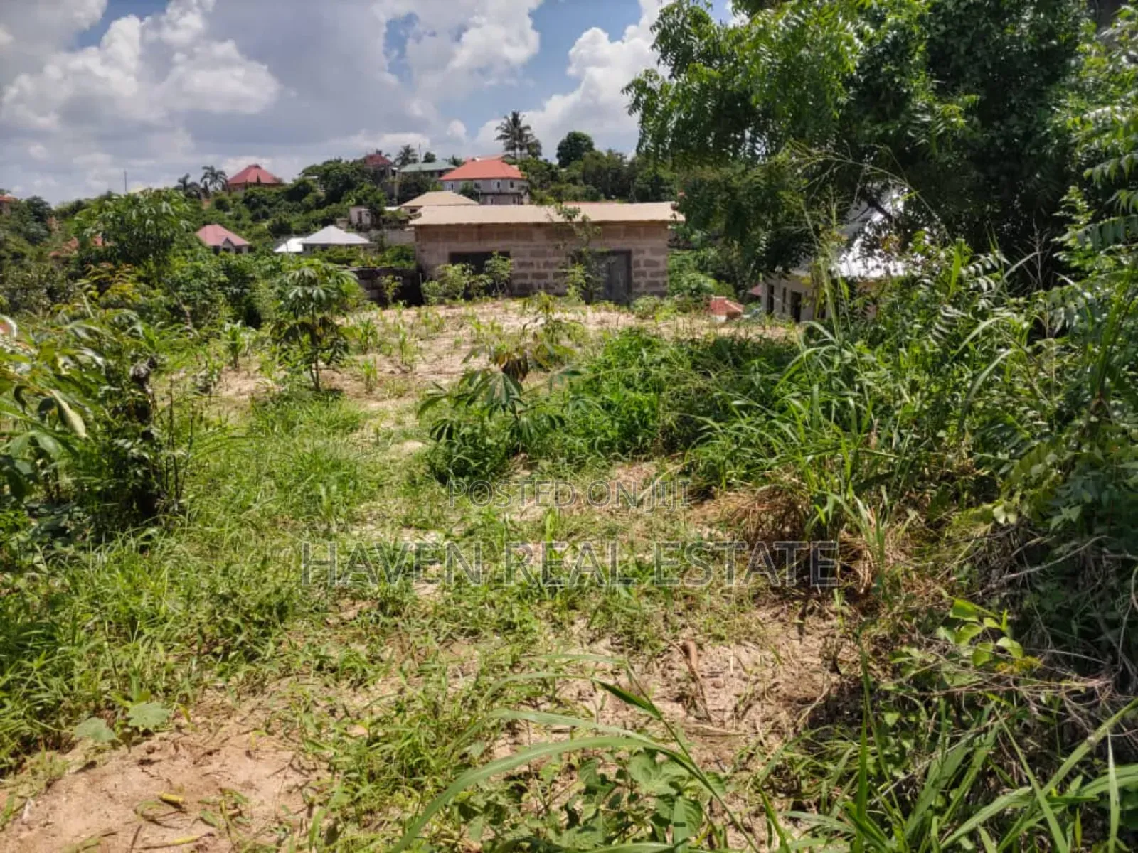 Kiwanja Kinauzwa Kimara Suka Golani