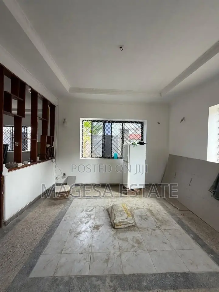 5bdrm Apartment in Mikocheni for rent