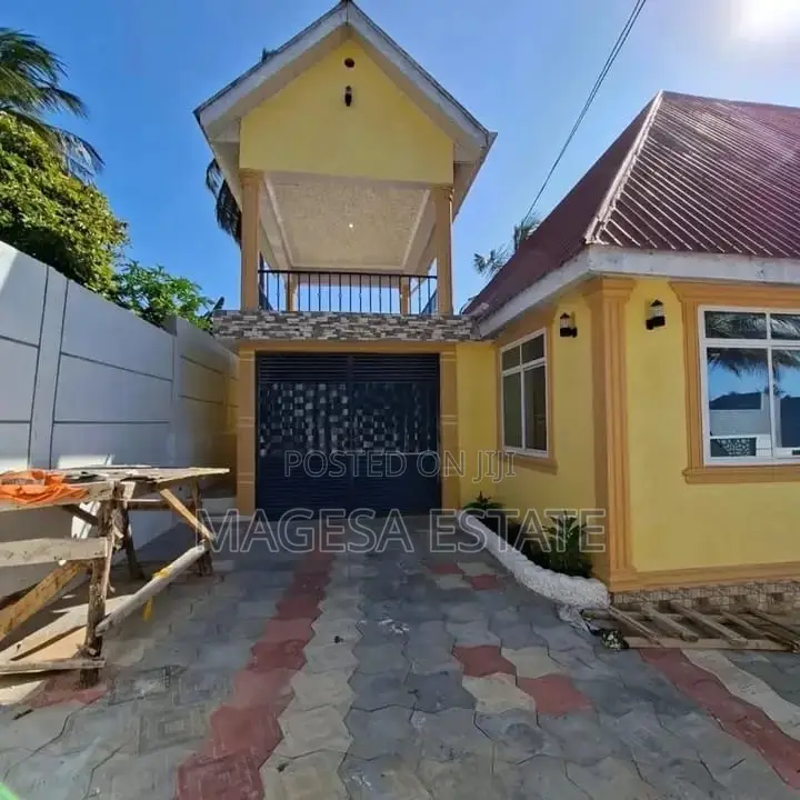 4bdrm Apartment in Goba for rent
