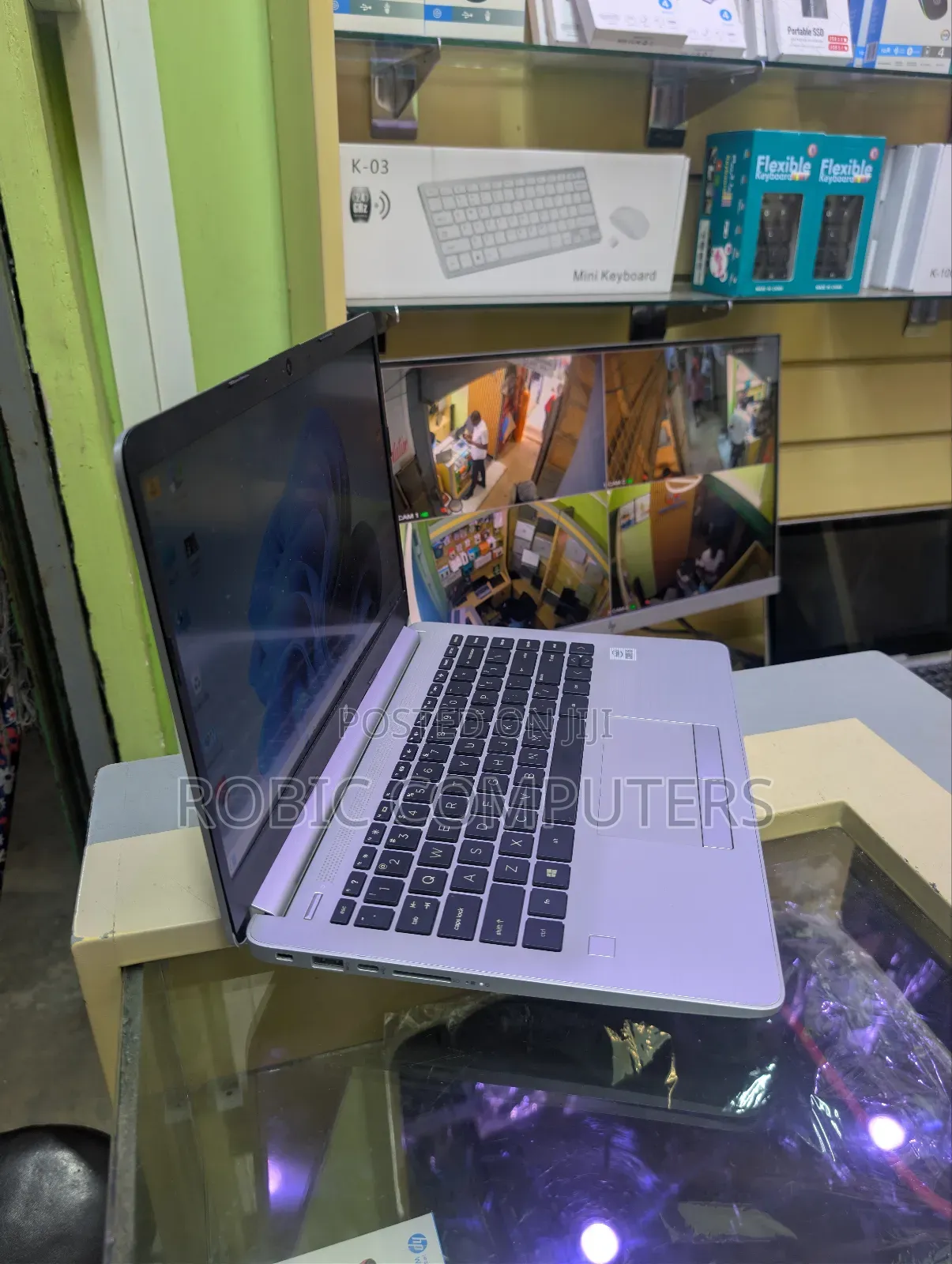 Laptop HP 348 G5 8GB Intel Core i5 SSD 256GB