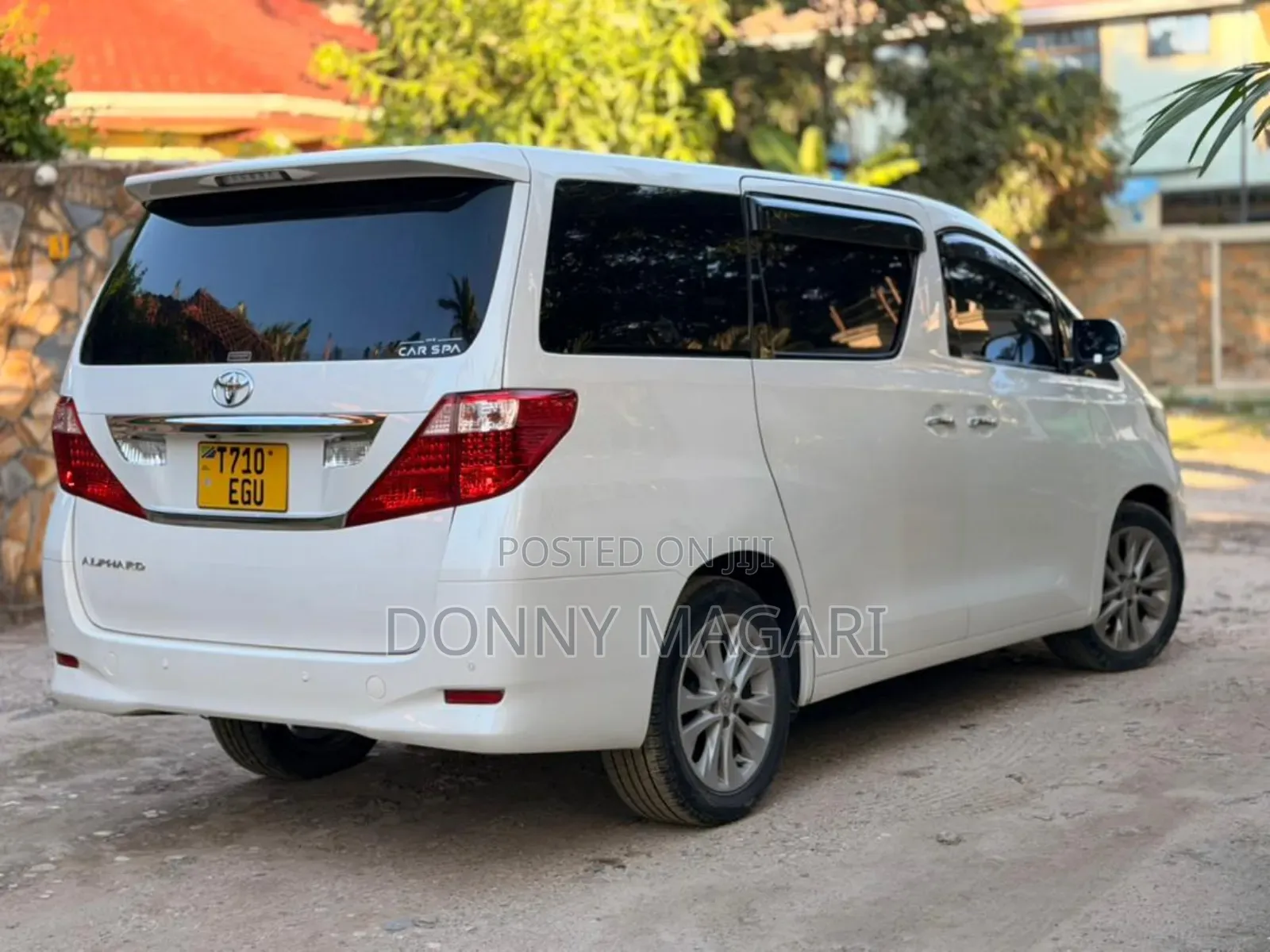 Toyota Alphard 2011 White