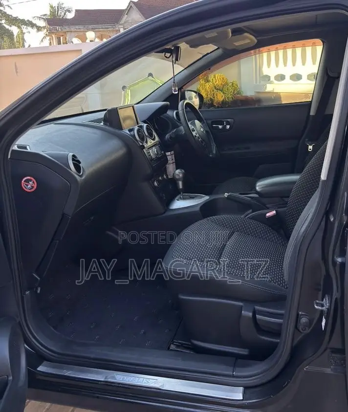 Nissan Dualis 2008 Black