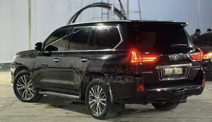 Toyota Land Cruiser 2018 Black