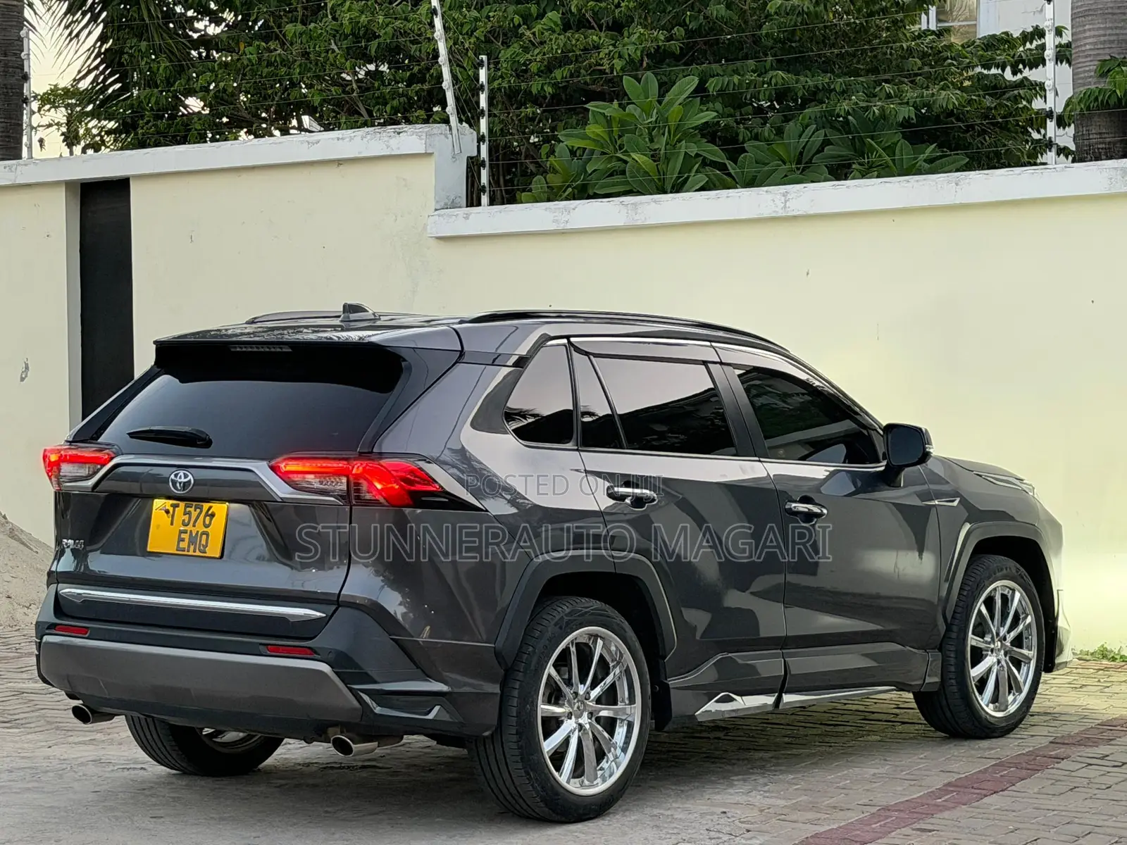 Toyota RAV4 2019 Gray