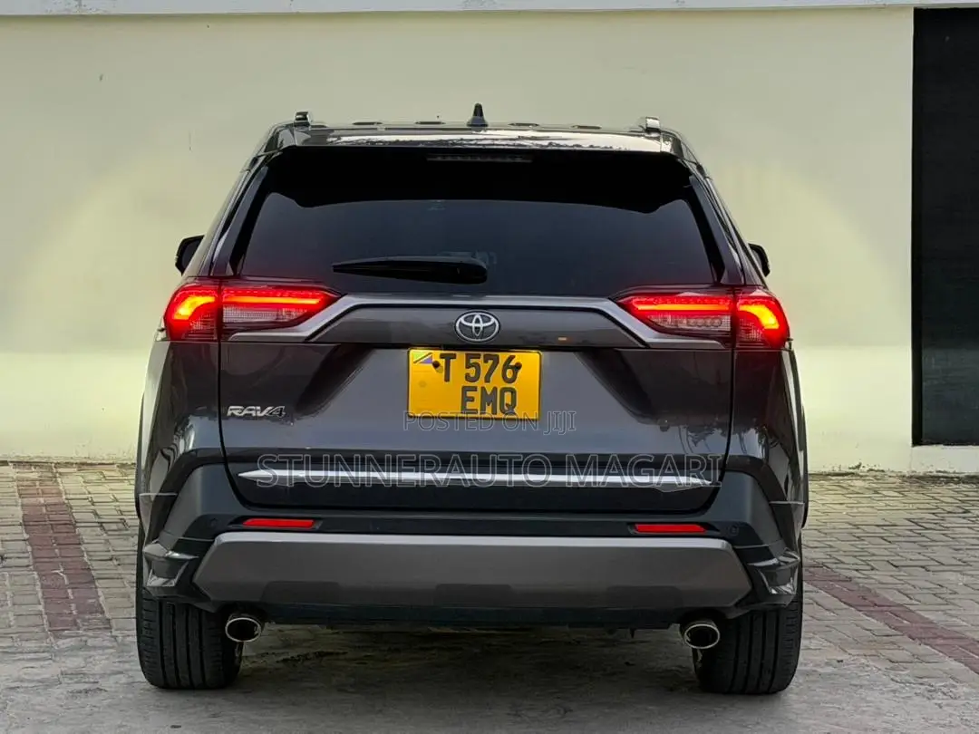 Toyota RAV4 2019 Gray