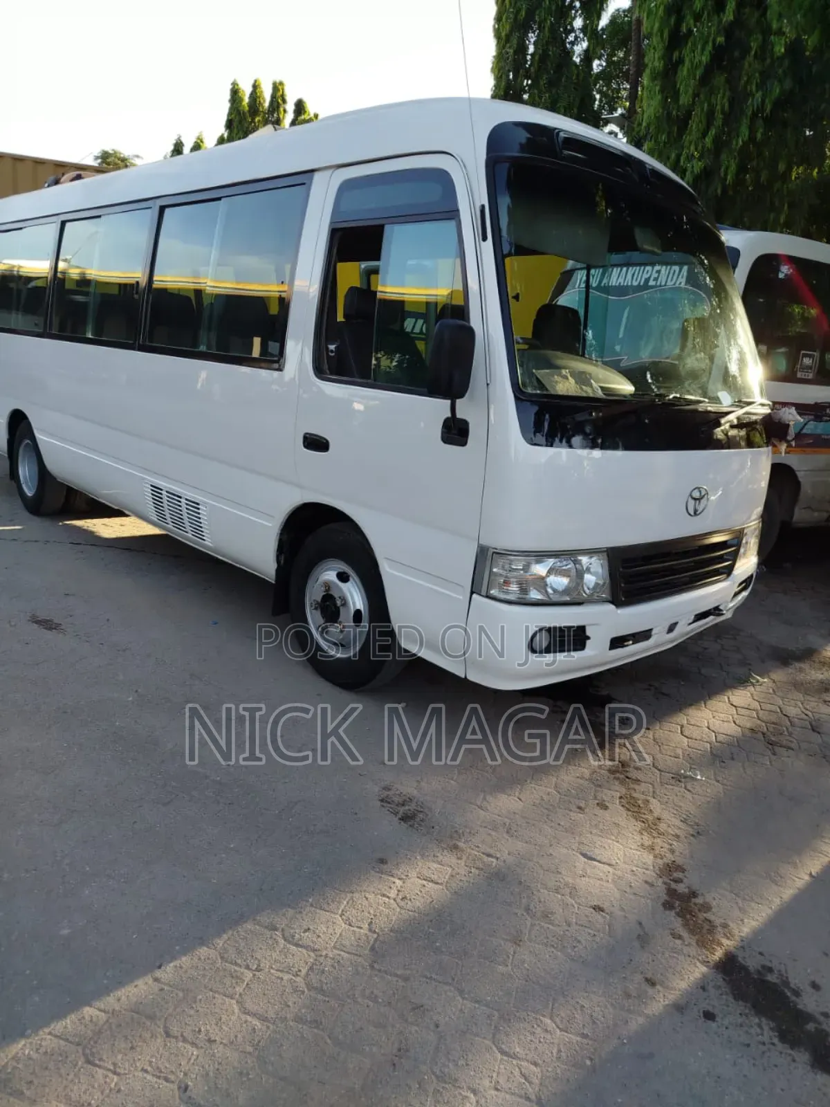 Toyota Coaster 2002 White