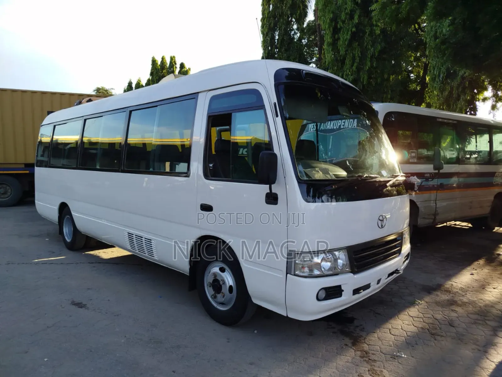 Toyota Coaster 2002 White