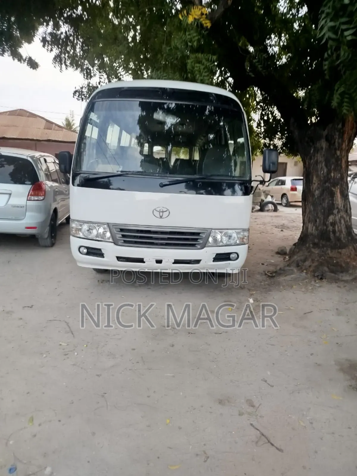 Toyota Coaster 2002 White