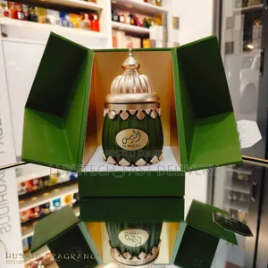 Niche Emarati Al Narjis Eau De Parfum by Lattafa, a Unisex Fragrance