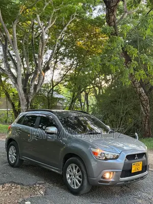 Mitsubishi RVR 2.0 2011 Gray
