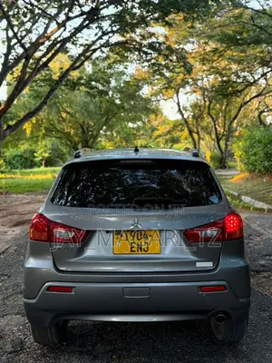 Mitsubishi RVR 2.0 2011 Gray