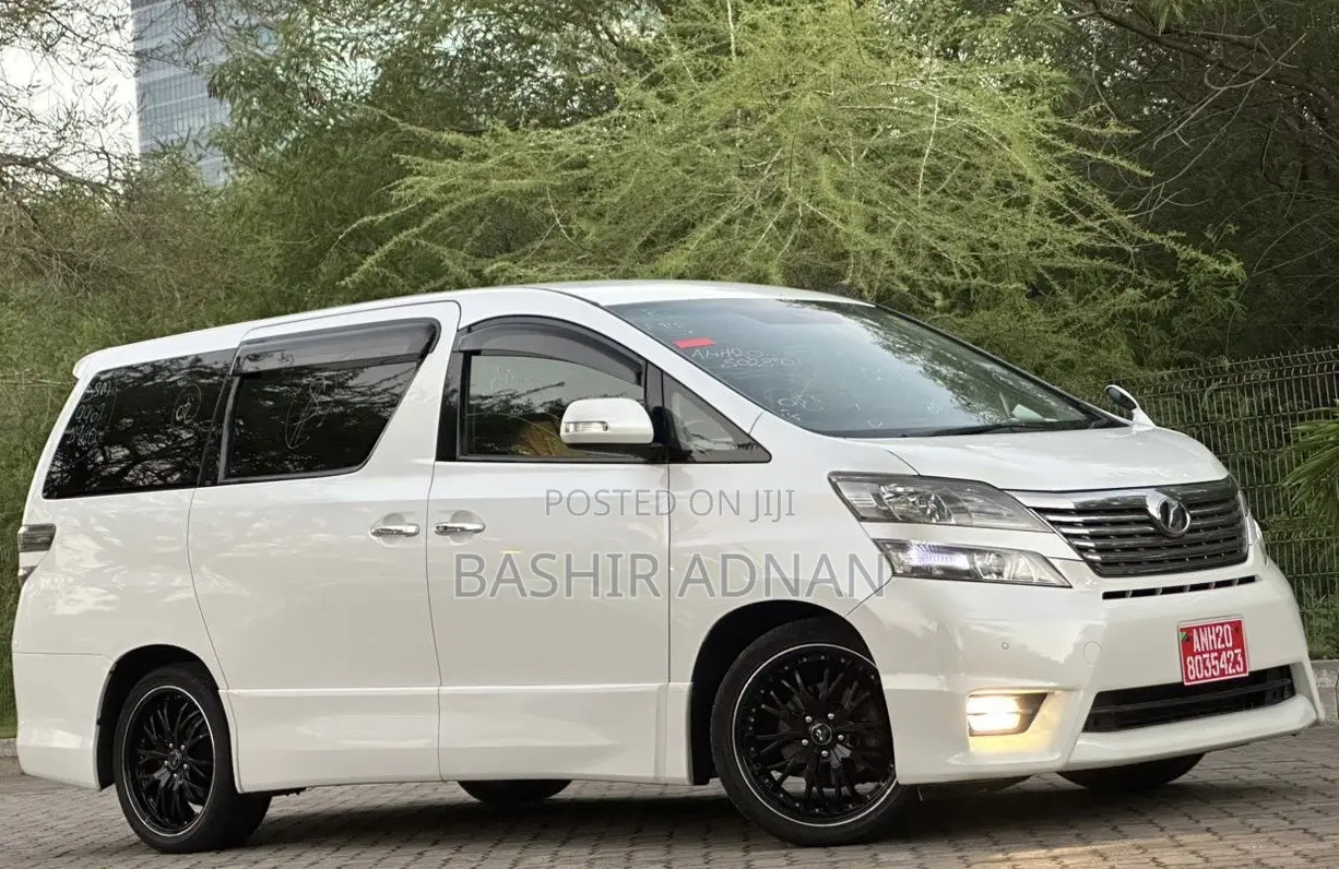 Toyota Vellfire 2008 White