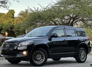 Toyota Vanguard 2013 Black
