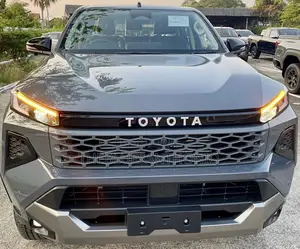New Toyota Hilux 2025 Gray