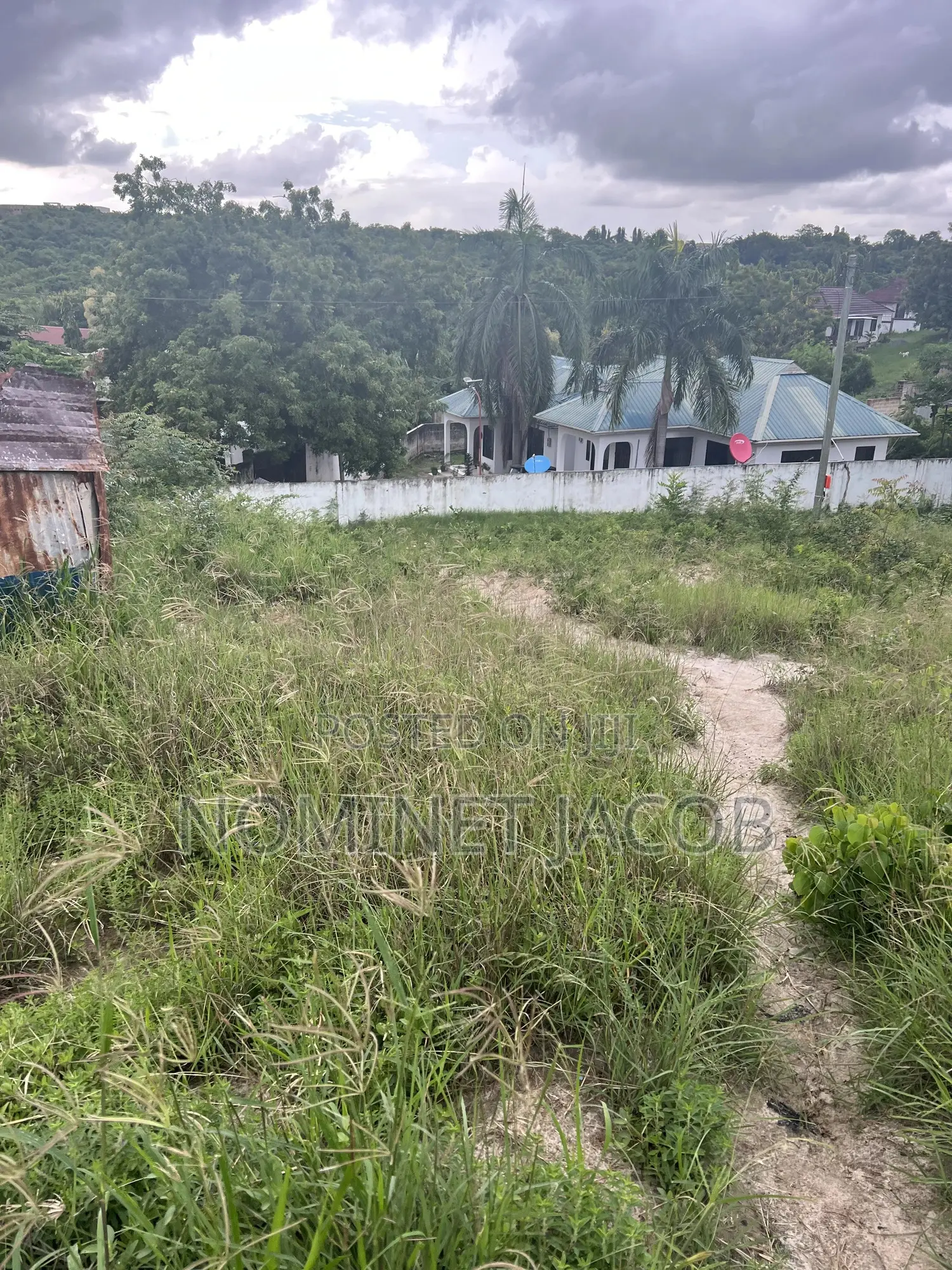 Plot for Sale CQMT 1300 Bei Million 250