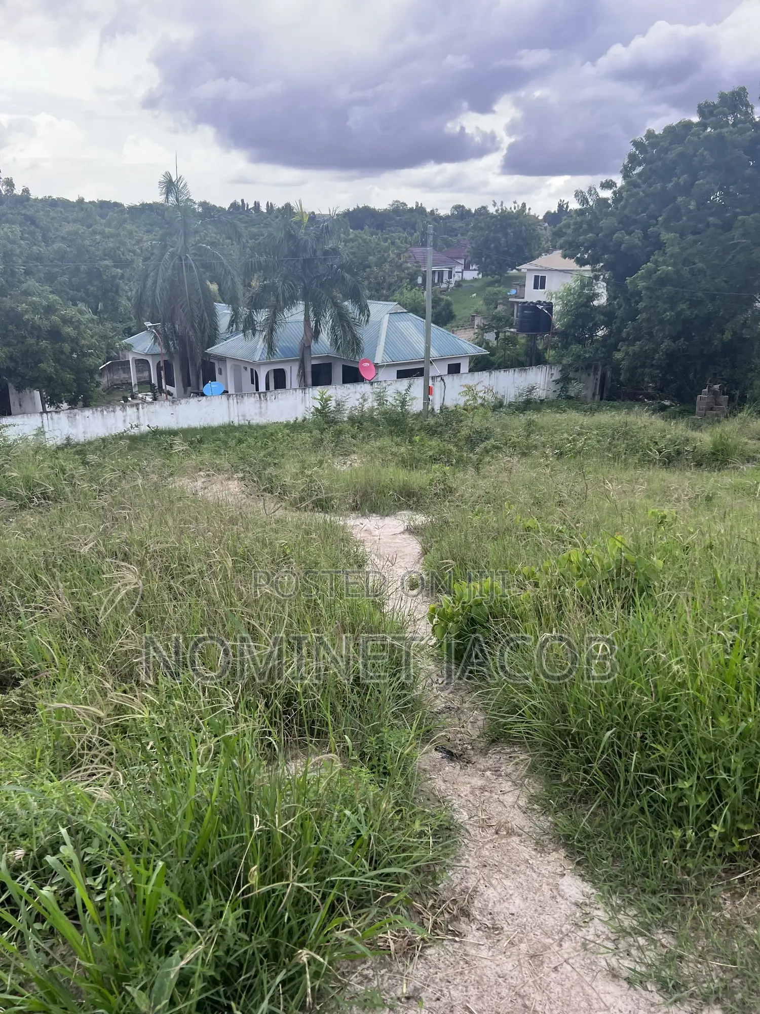 Plot for Sale CQMT 1300 Bei Million 250