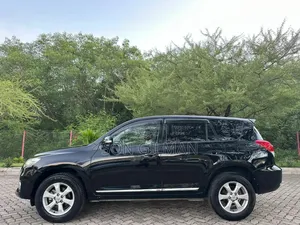 Toyota Vanguard 2012 Black