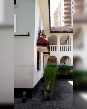 4bdrm House in Upanga East for sale