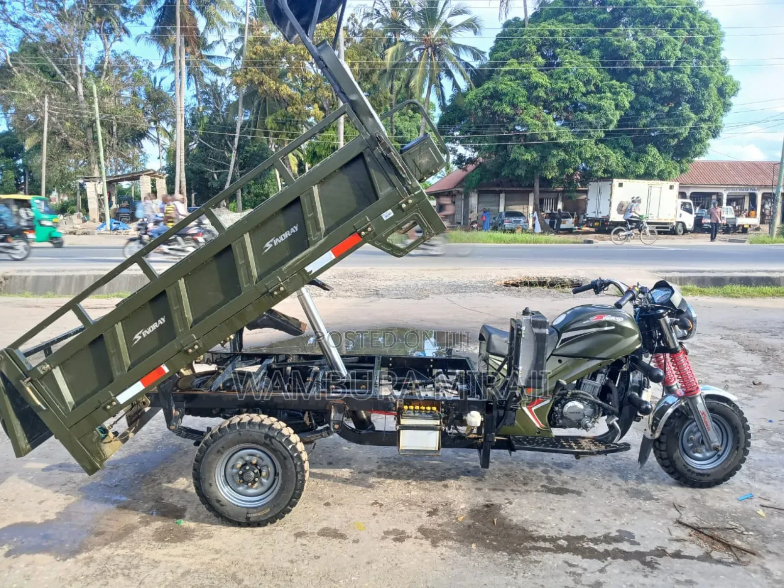 Bajaj Avenger 220 Cruise 2026 Green