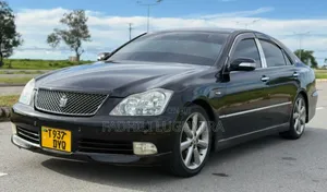 Toyota Crown 2004 Black