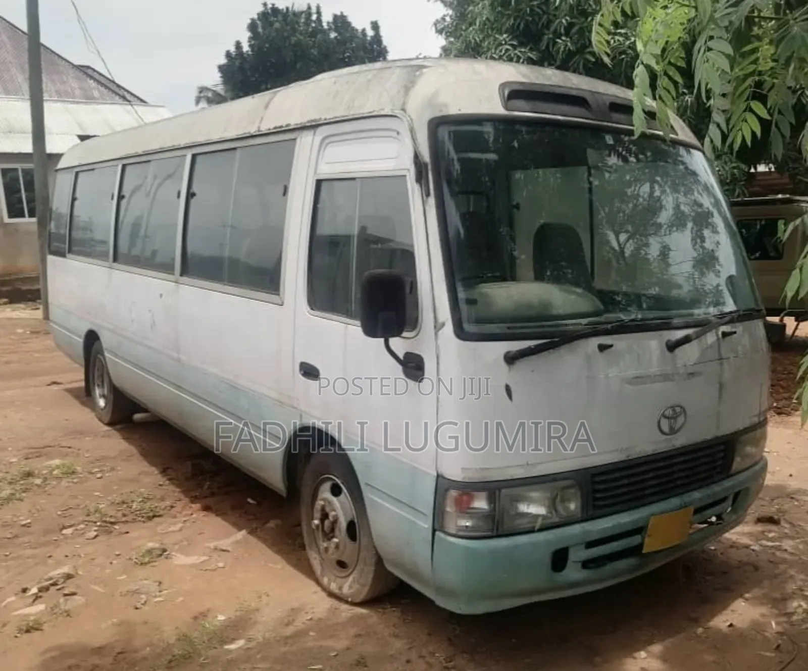Toyota Coaster 2002 White