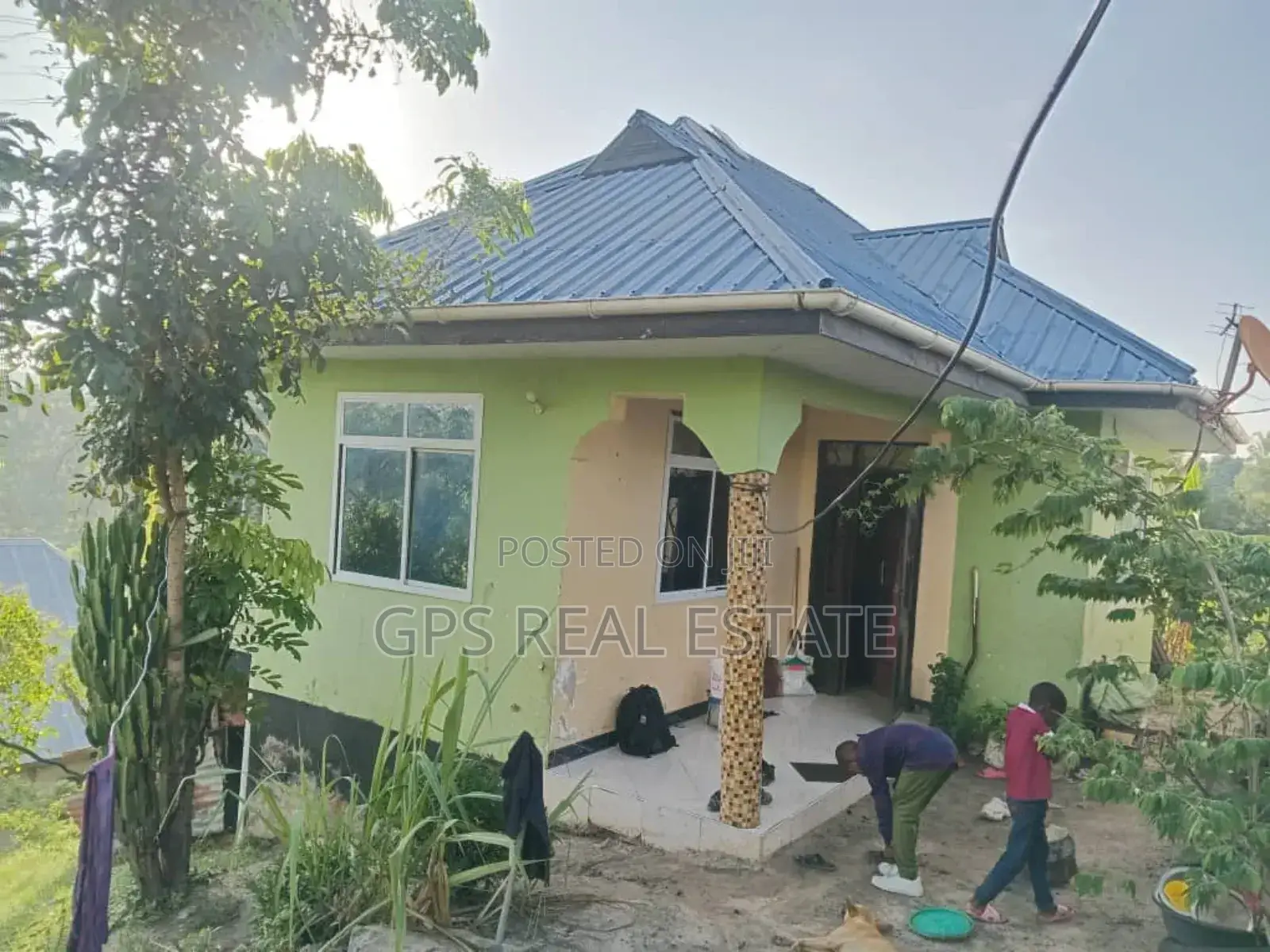 3bdrm House in Kiluvya Kwa Komba, Kinondoni for sale