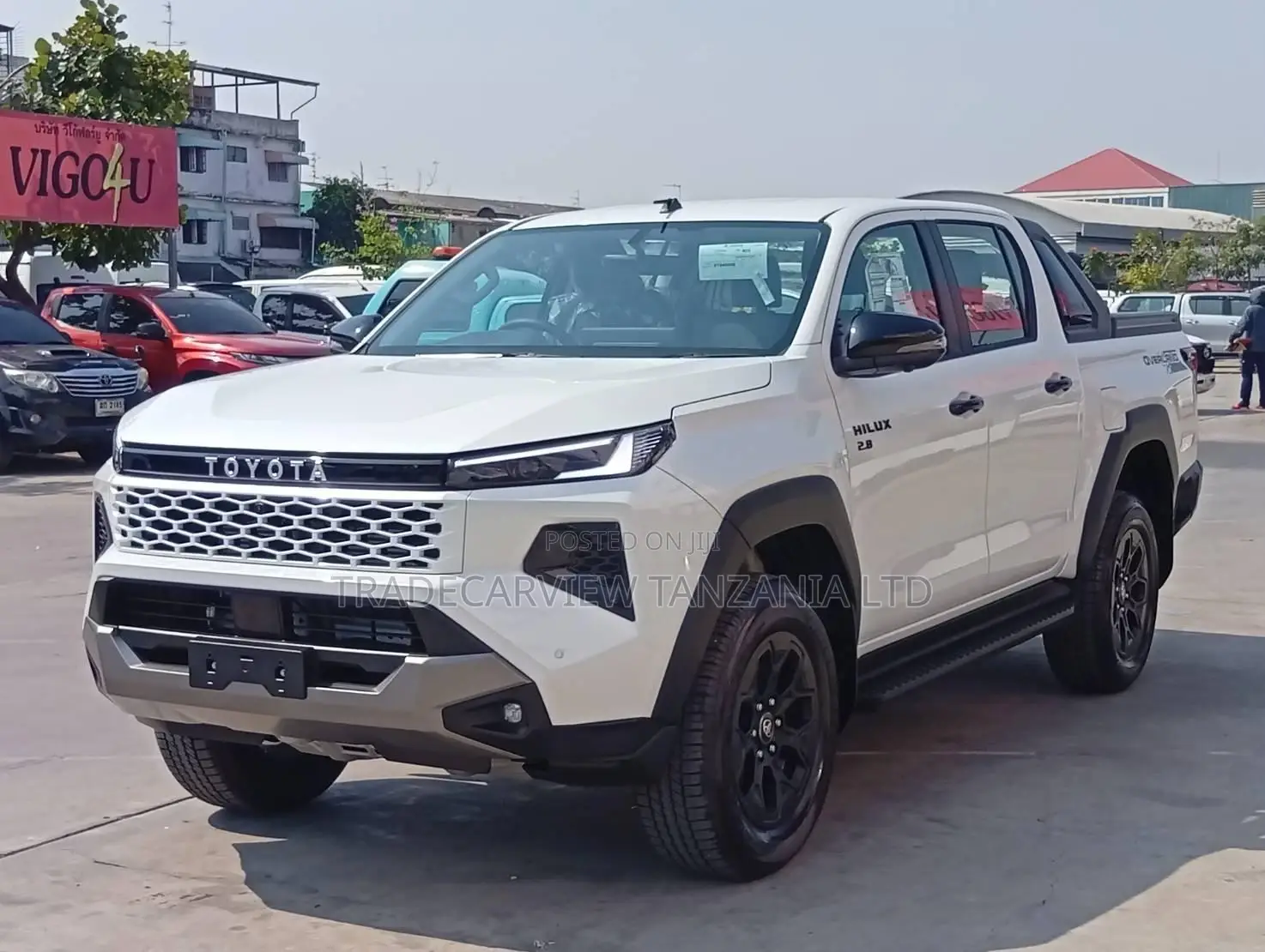 New Toyota Hilux 2025 White