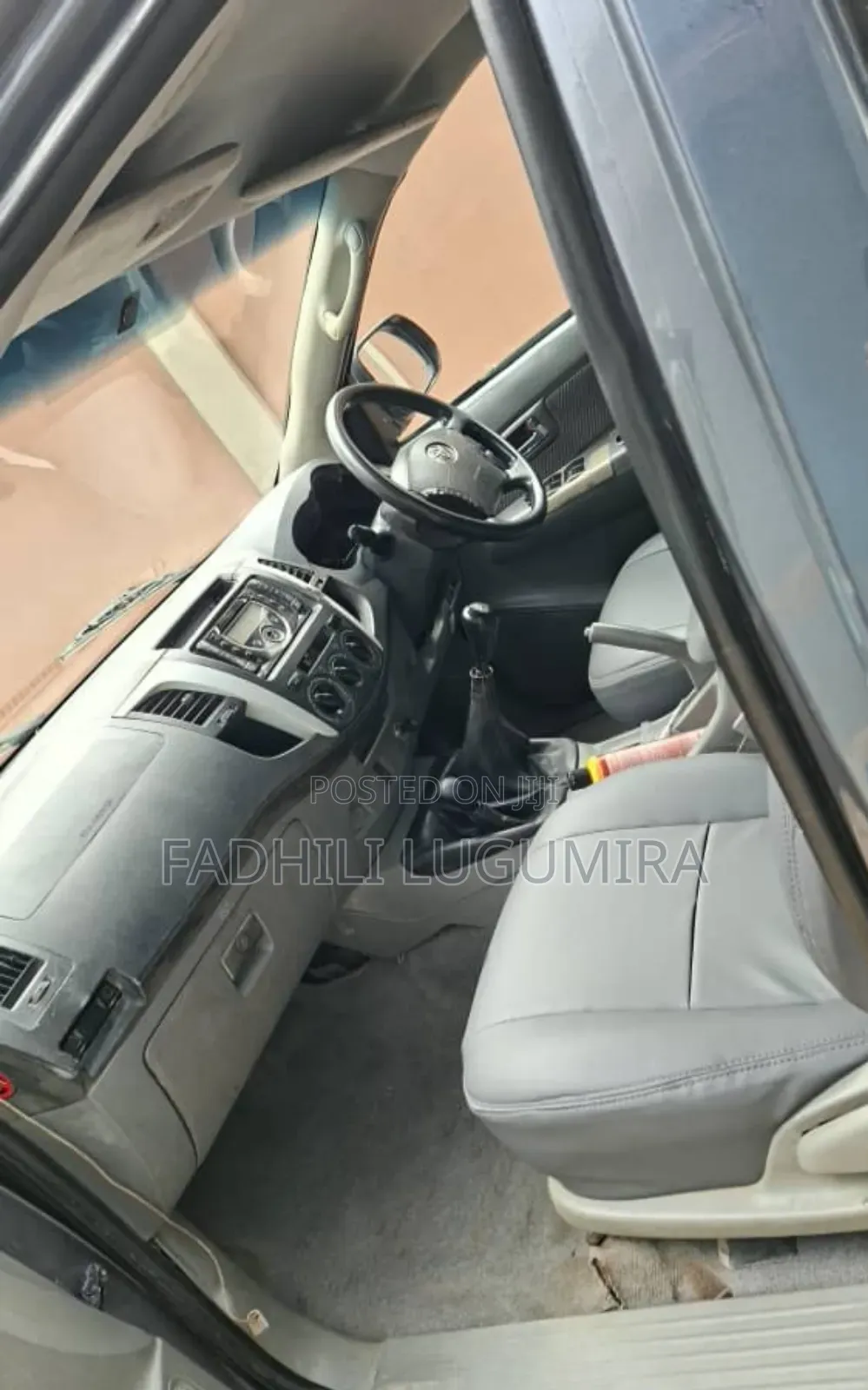 Toyota Hilux 2013 Blue
