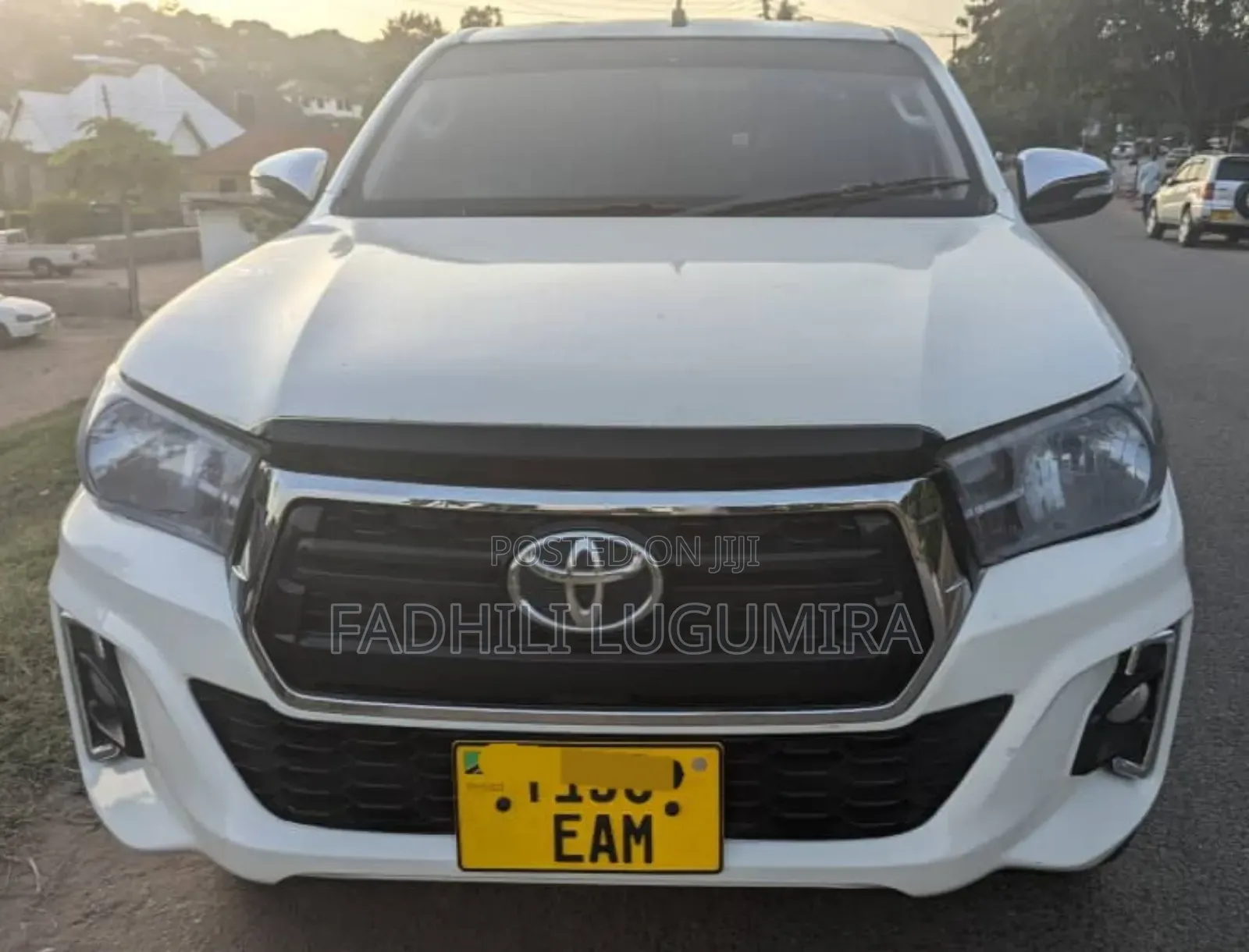 Toyota Hilux 2018 White