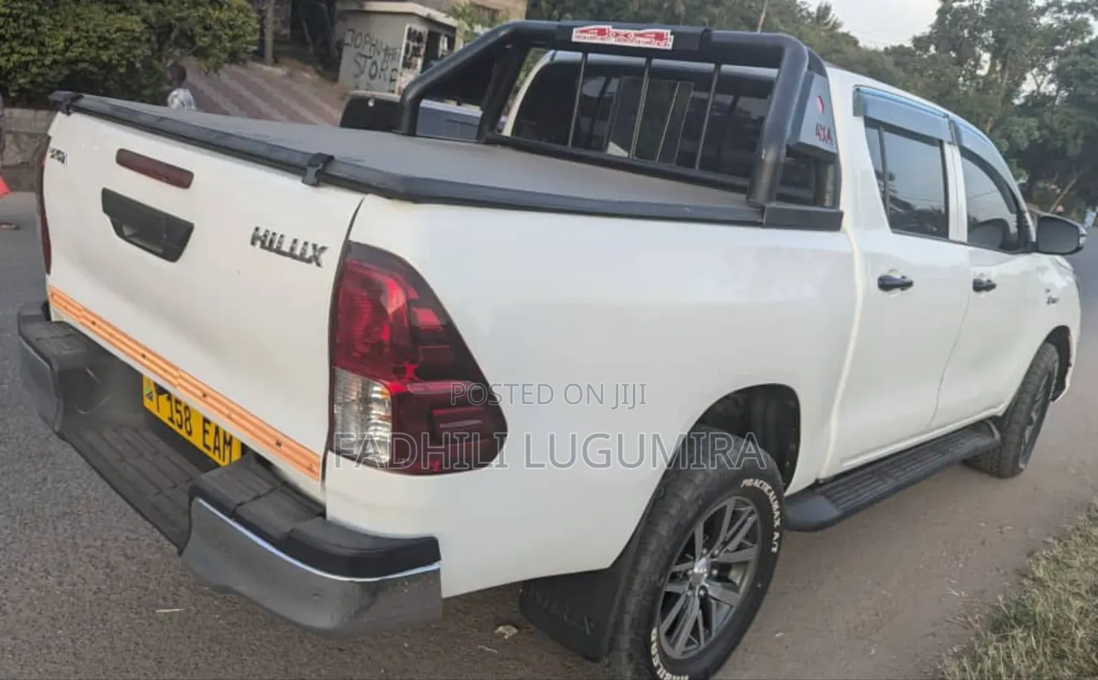 Toyota Hilux 2018 White