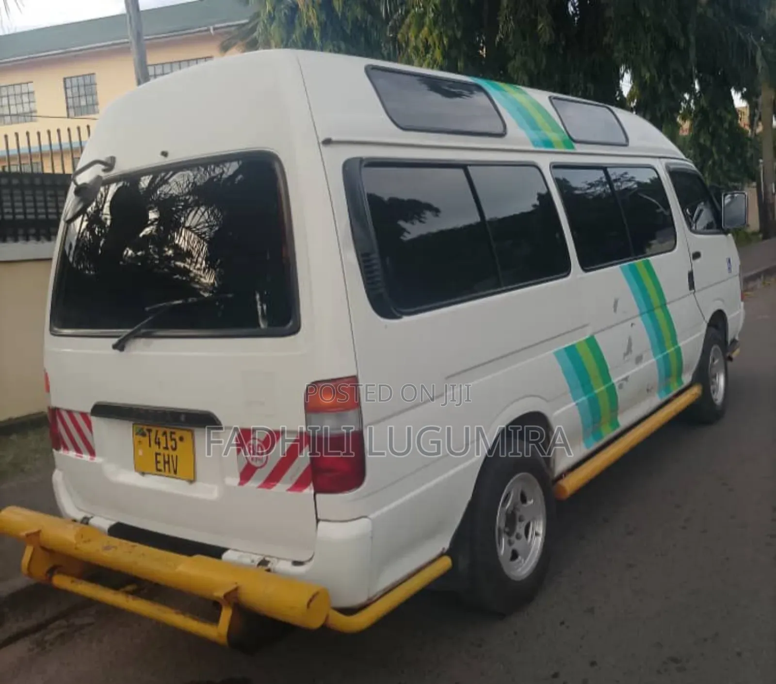 Toyota HiAce 1999 Pearl