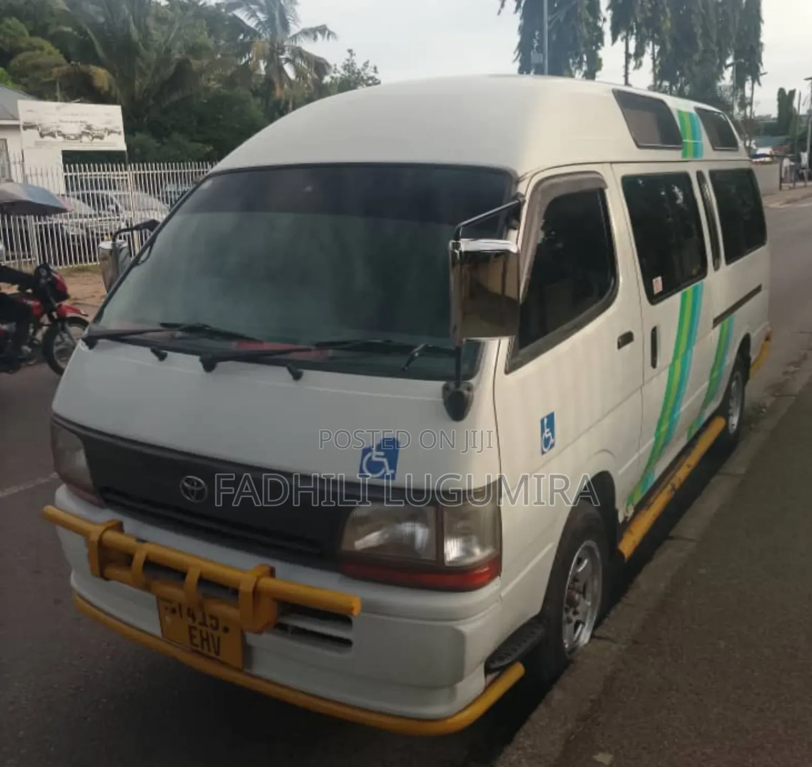 Toyota HiAce 1999 Pearl