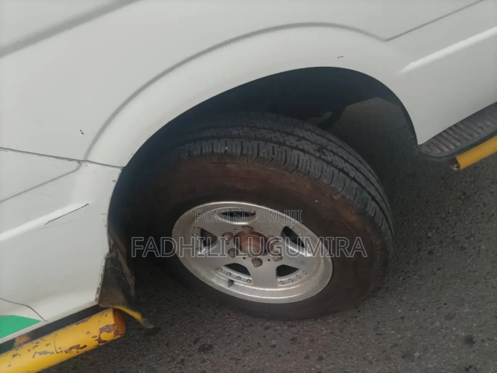 Toyota HiAce 1999 Pearl