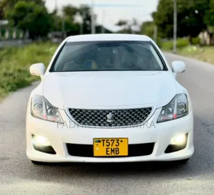 Toyota Crown 2008 White