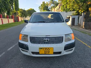 Toyota Succeed 2004 Pearl