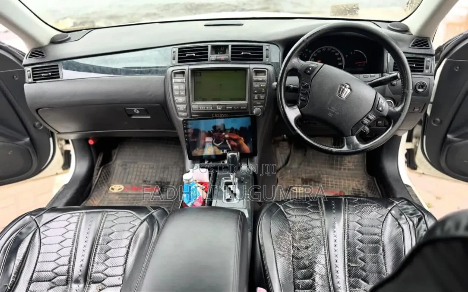 Toyota Crown Royale 2005 White