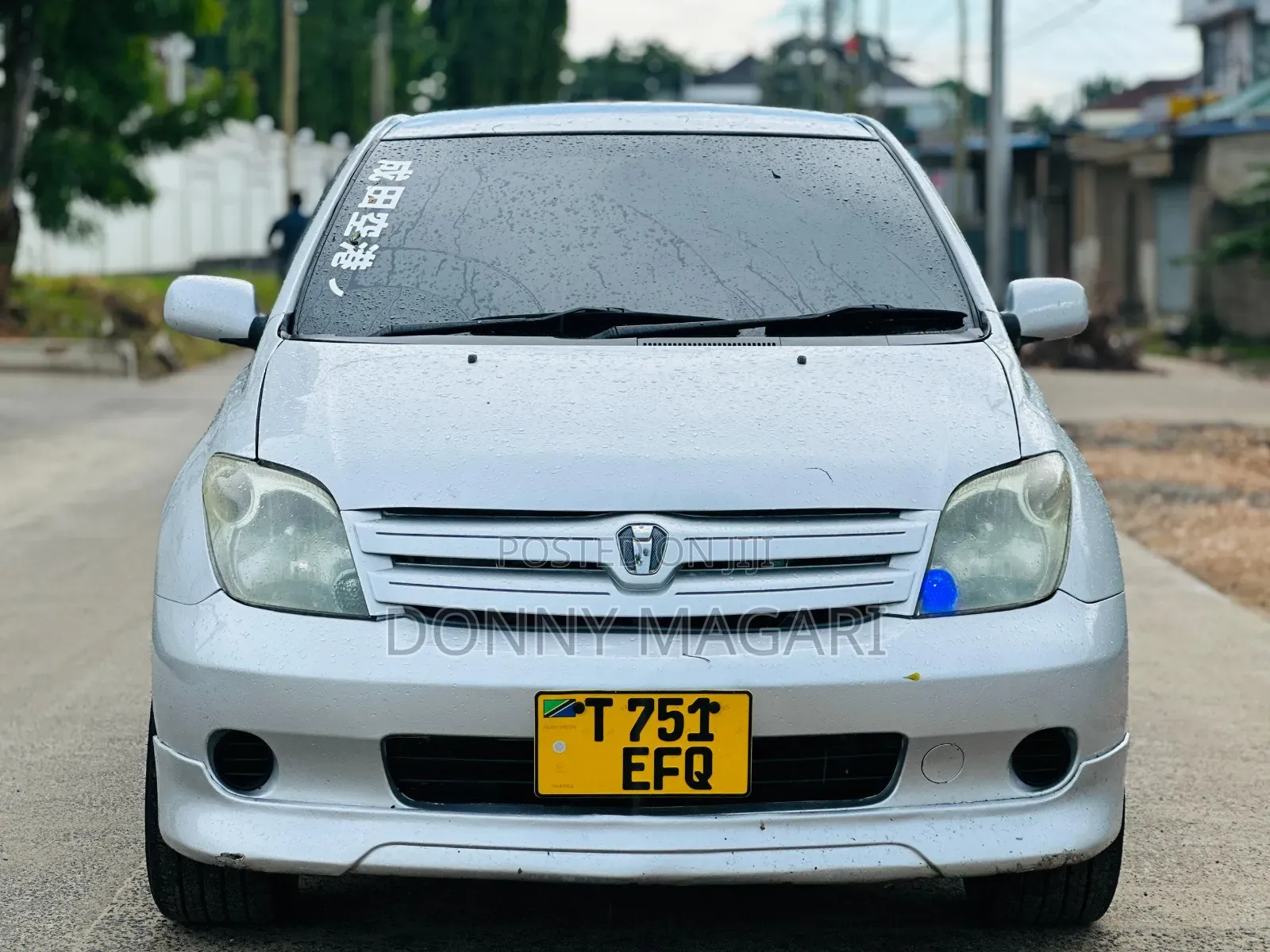 Toyota IST 2004 Silver