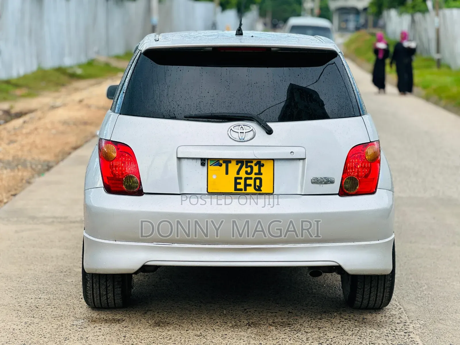 Toyota IST 2004 Silver