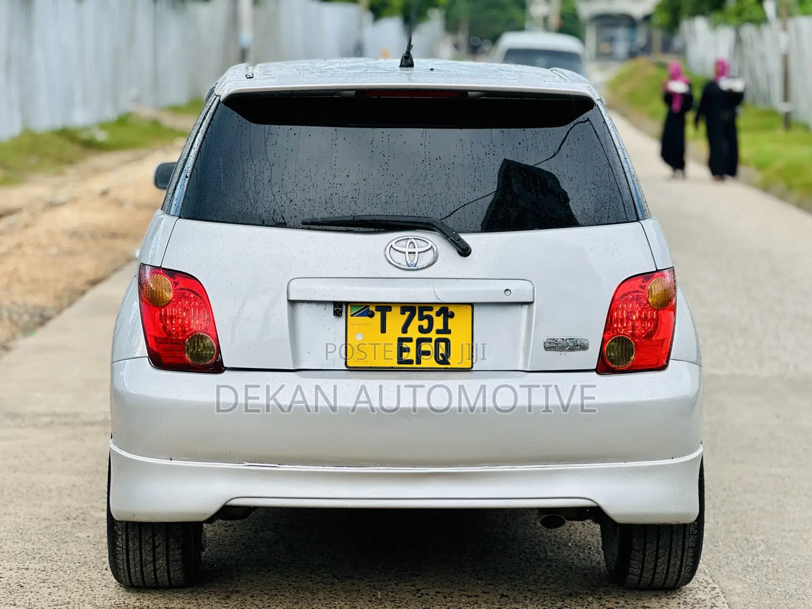 Toyota IST 2004 Silver