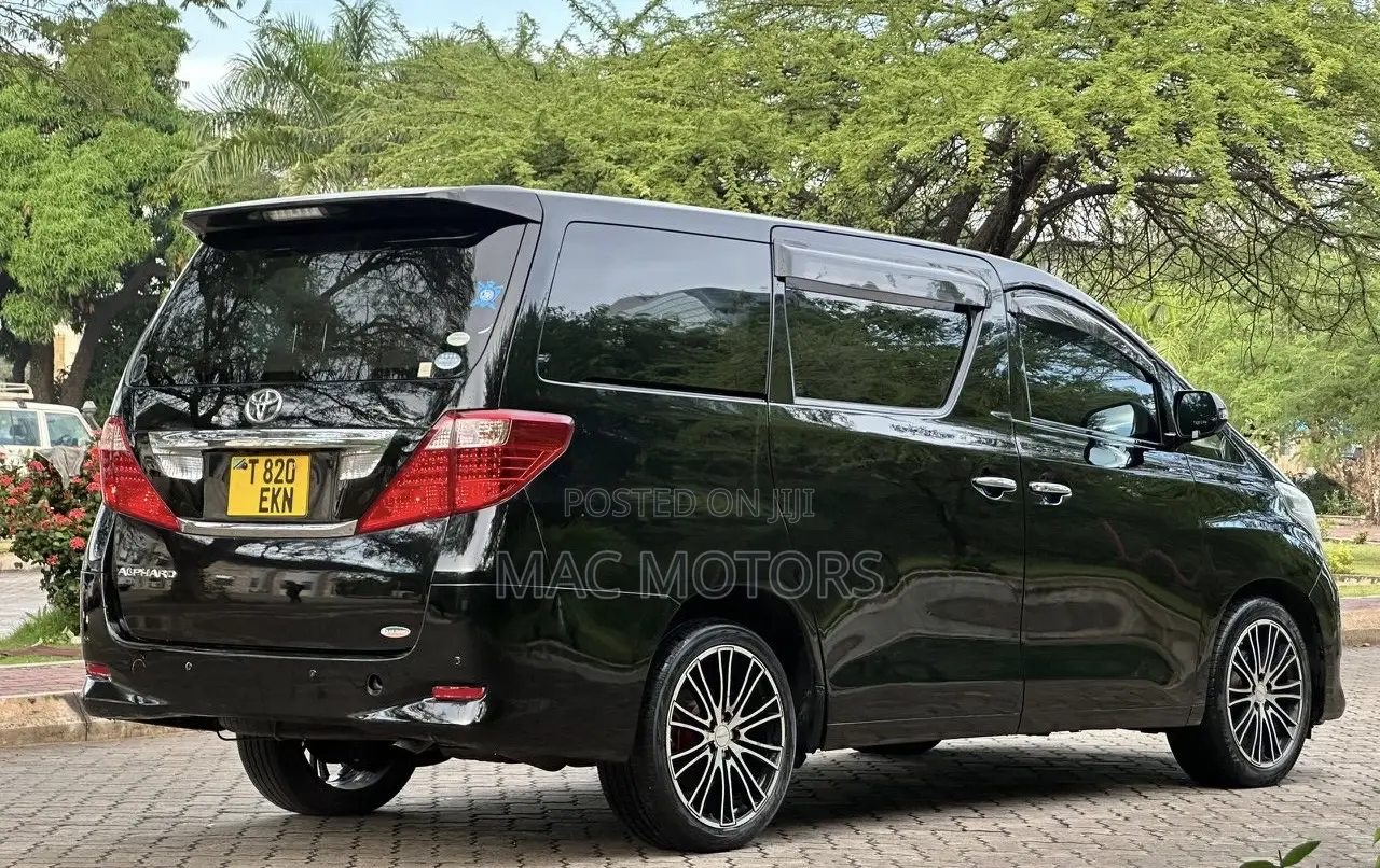 Toyota Alphard 2011 Black