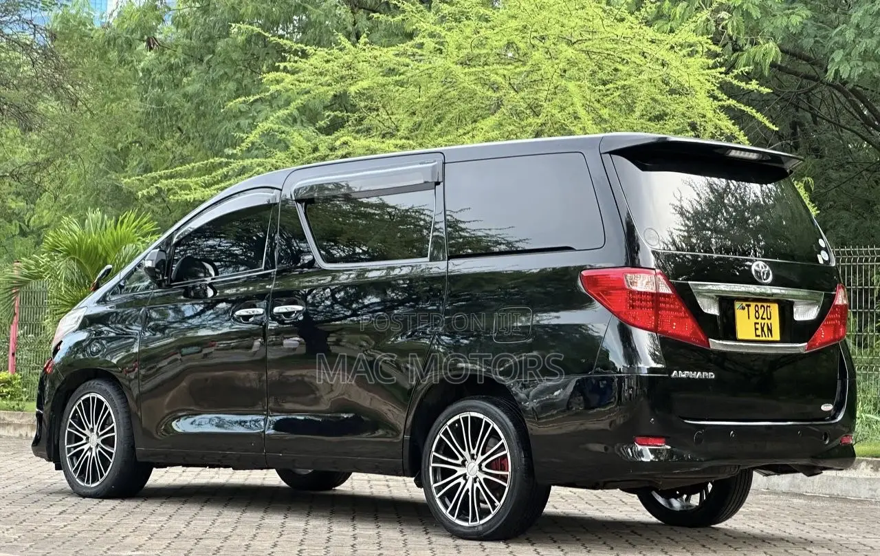 Toyota Alphard 2011 Black