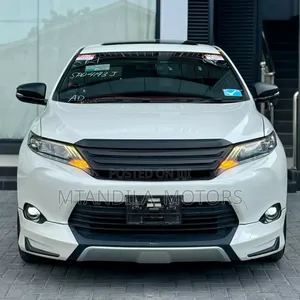 Toyota Harrier 2.5 Hybrid 4WD 2016 White