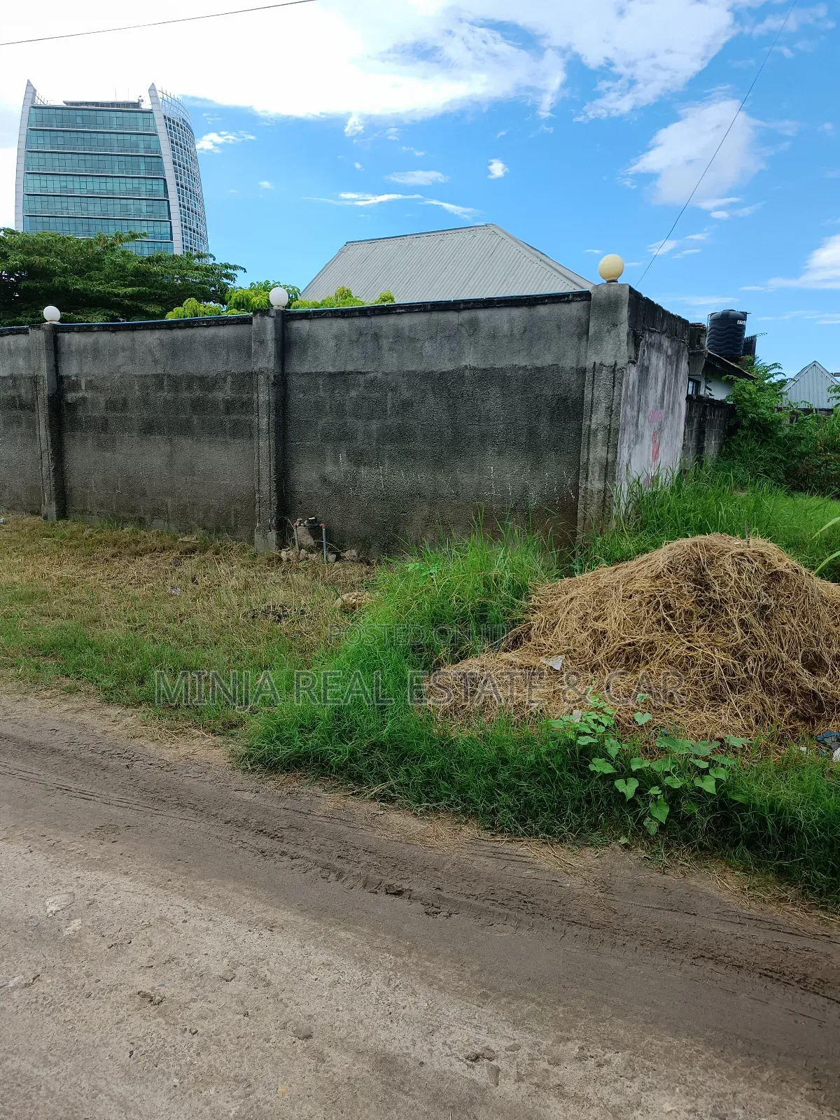 Plot for Sale Victoria