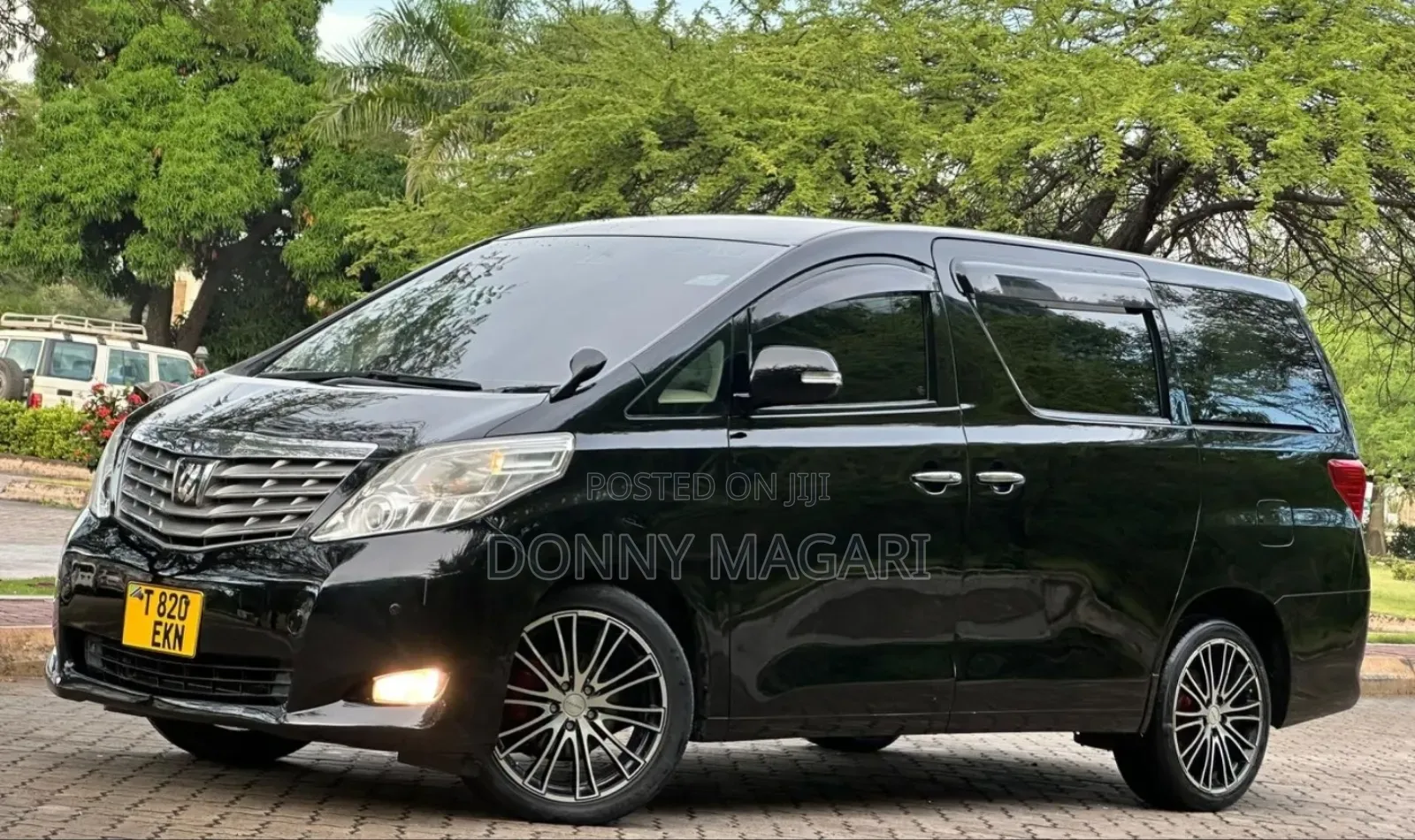 Toyota Alphard 2011 Black