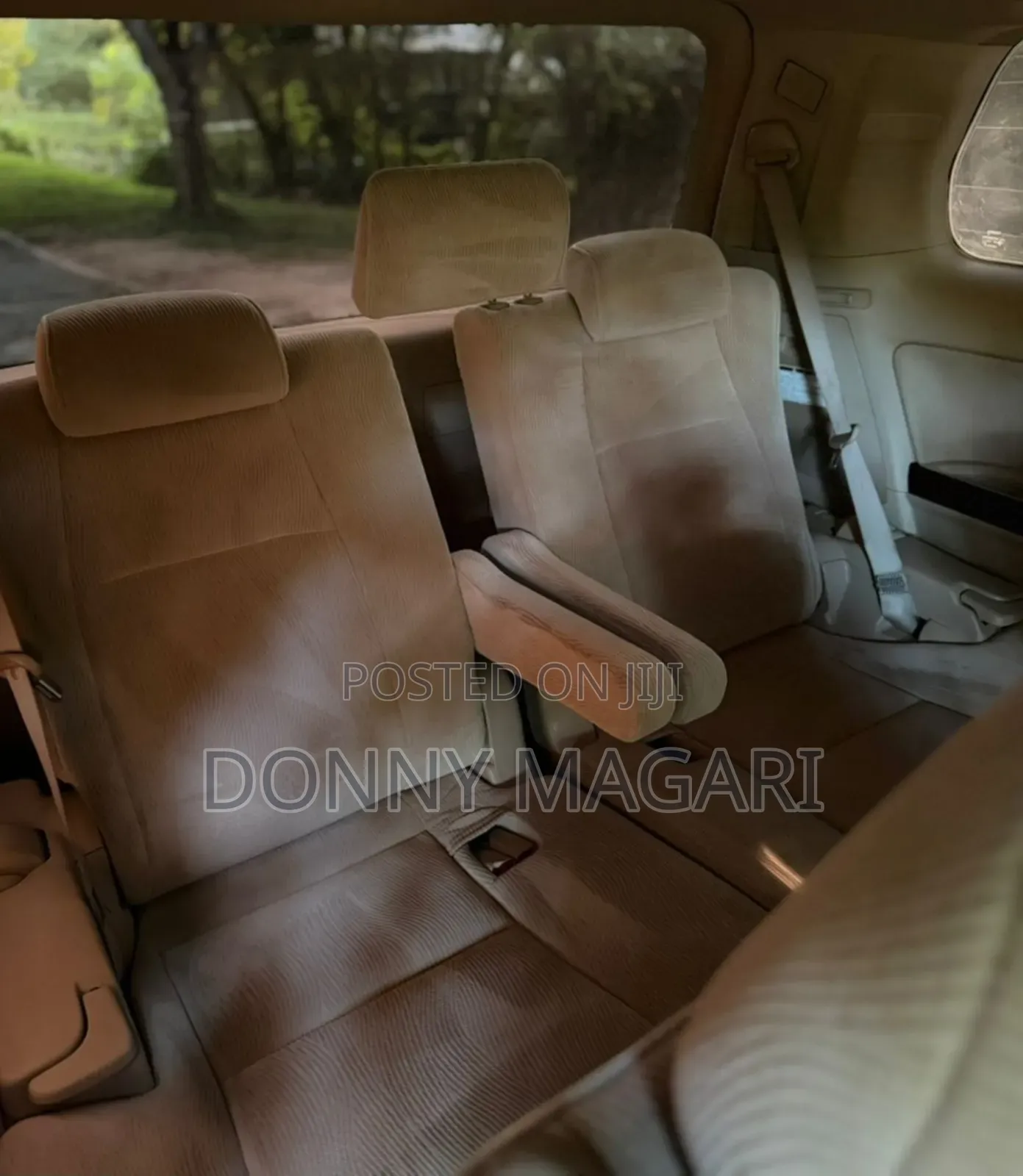 Toyota Alphard 2011 White