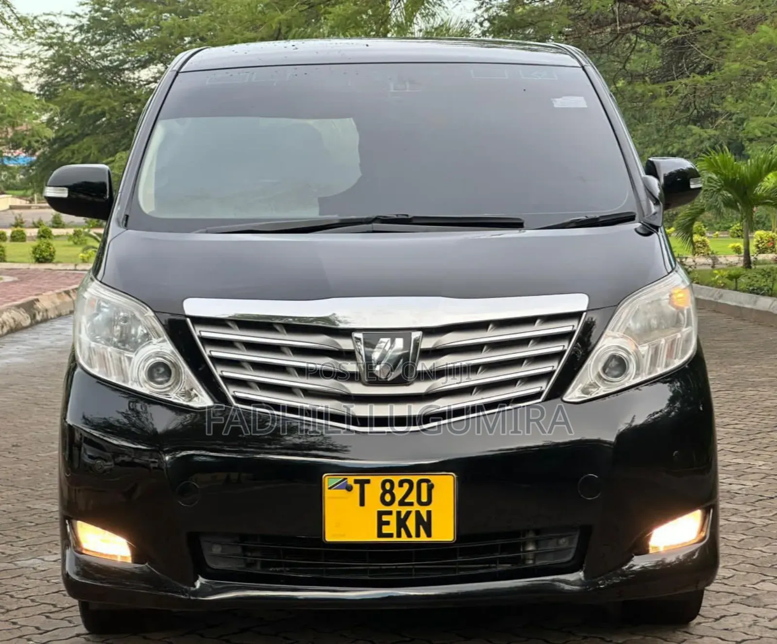 Toyota Alphard 2011 Black