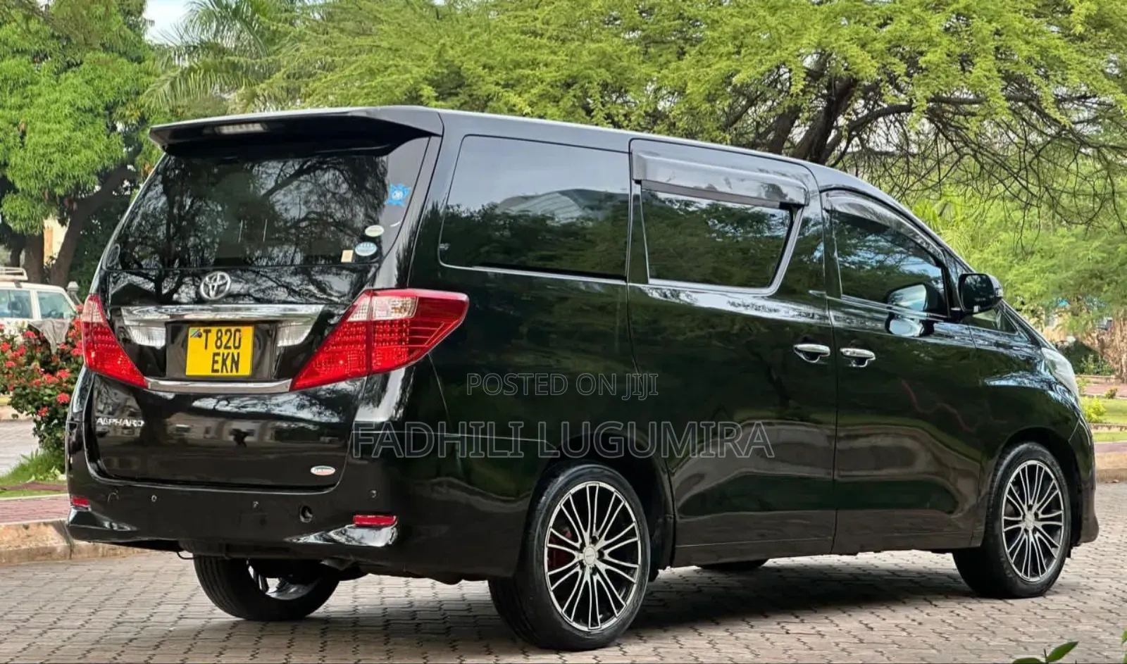 Toyota Alphard 2011 Black
